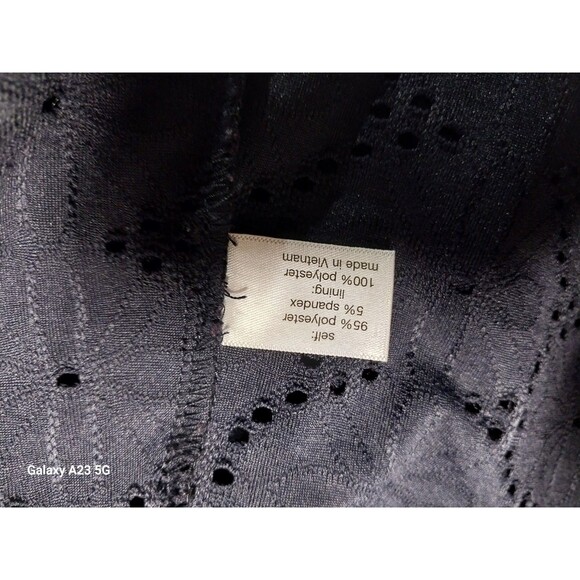 LANE BRYANT Women’s Navy Eyelet 3/4 Sleeve Off The Shoulder Blouse Size 26/28 - Picture 6 of 7